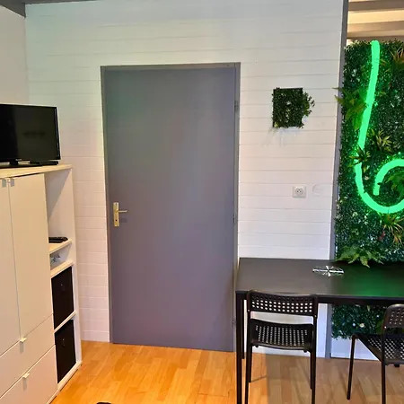 Apartament Pitchoune - Centre -wifi - Equipe *